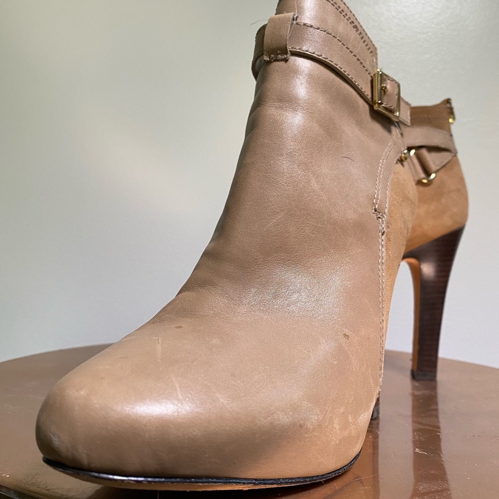 DVF Boots - Picture 2 of 4